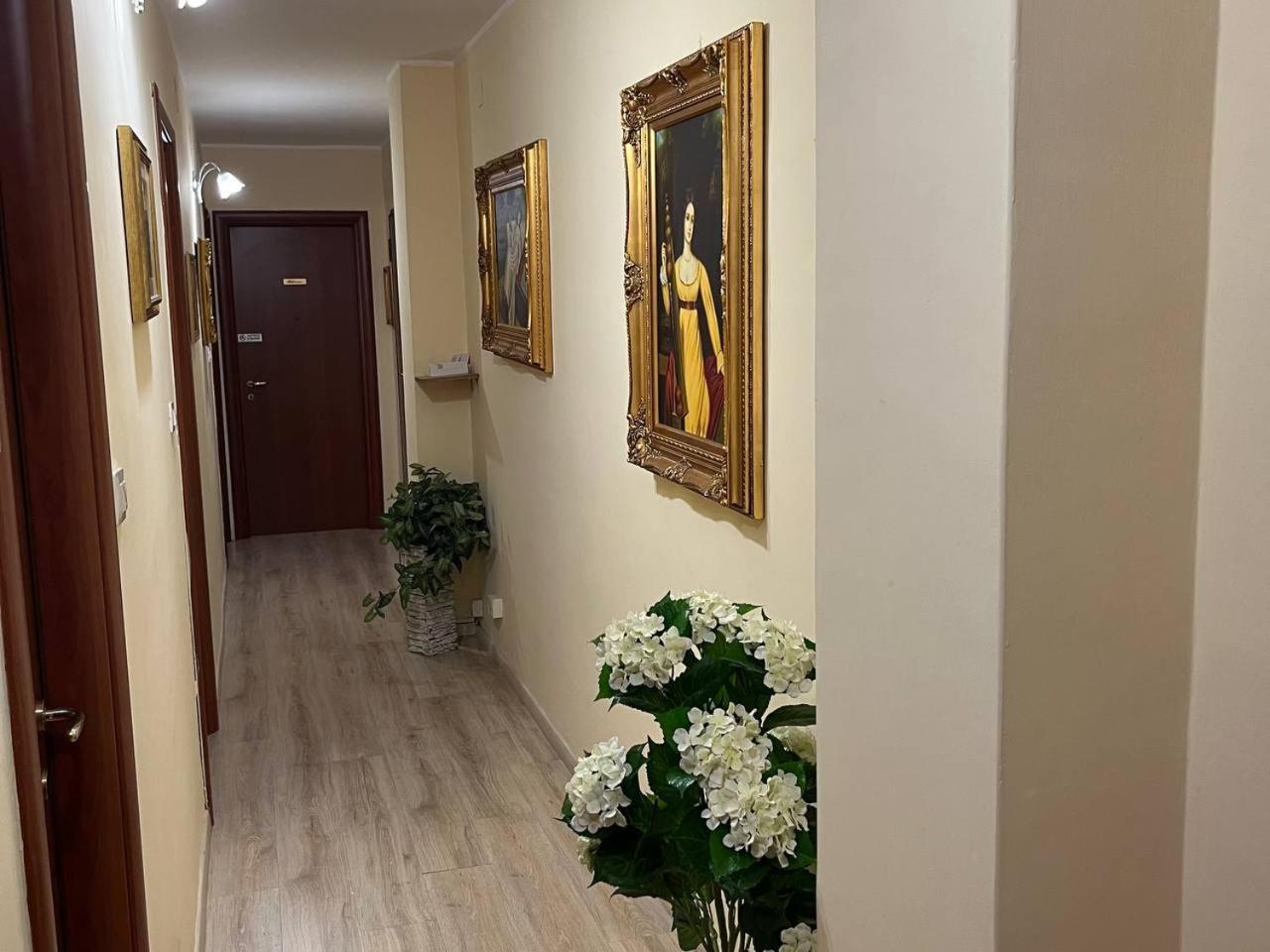 Il Petalo Di Cristallo 克罗托内 外观 照片